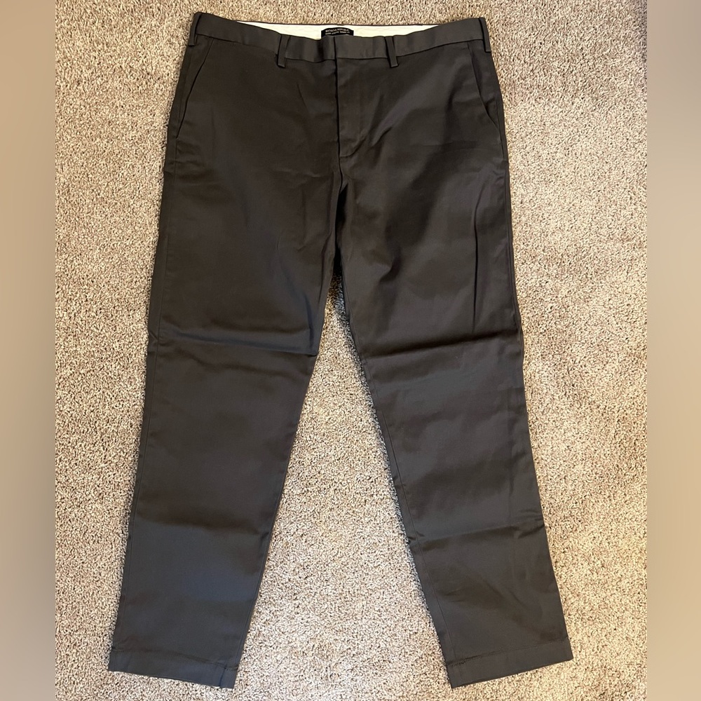 Men’s Banana Republic Mason Athletic Tailored Fit Chinos Dark Grey 38x32